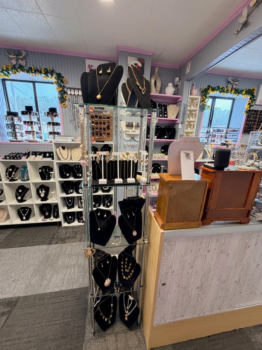 Black necklace display tower